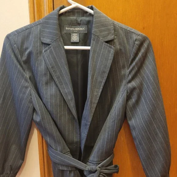 Blazer - Picture 2 of 2